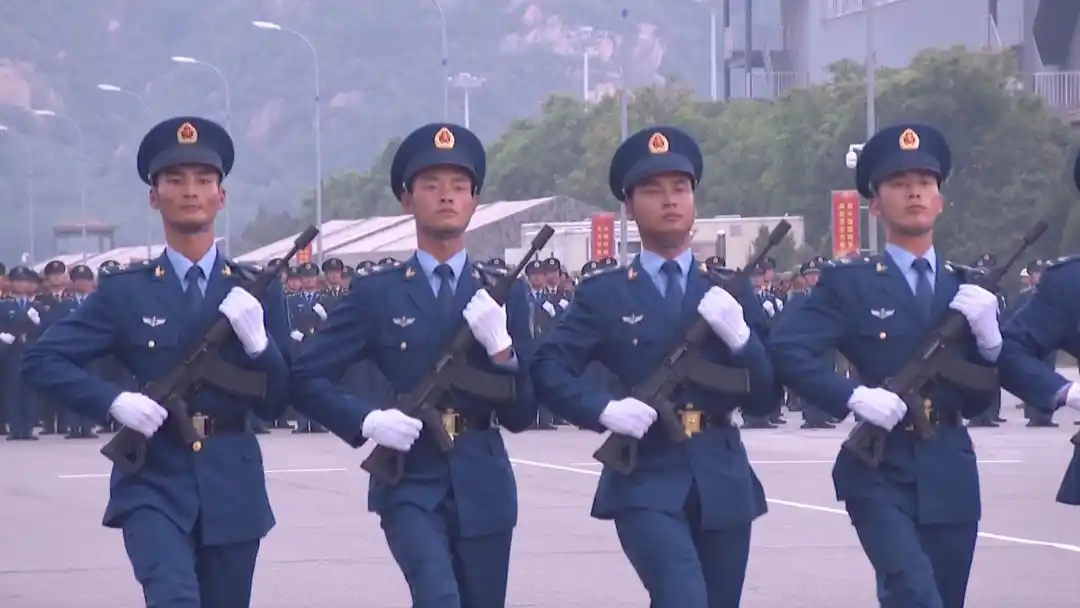 93阅兵最大“刺头”曝光，普京忍无可忍，替中国出了口恶气